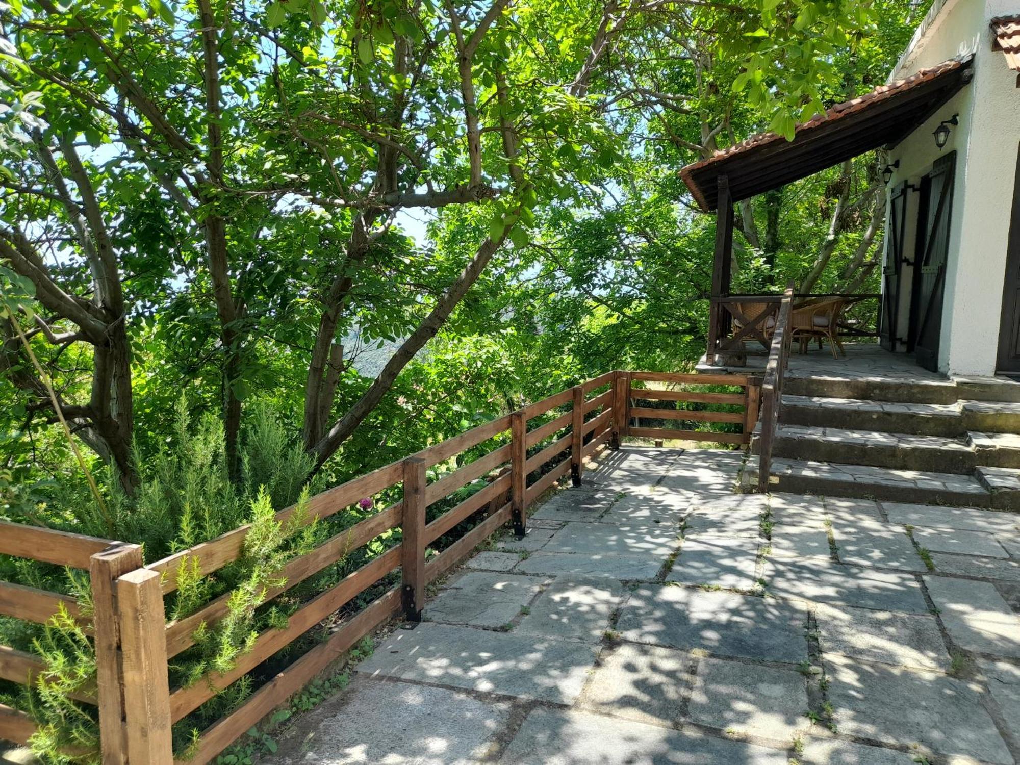 Вілла Mountain And Sea View Мілеай Екстер'єр фото